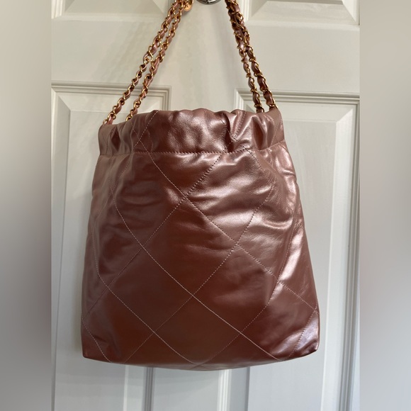 Chanel 22 bag, Small - Picture 3 of 11